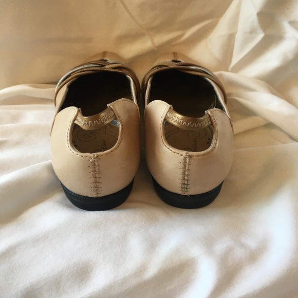 Indigo flats by Clark’s - Picture 6 of 8